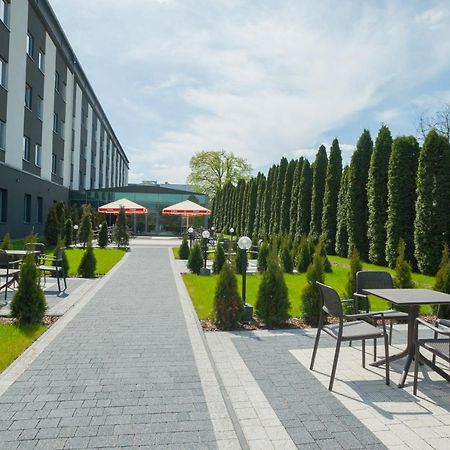 Express Krakow Hotel Buitenkant foto