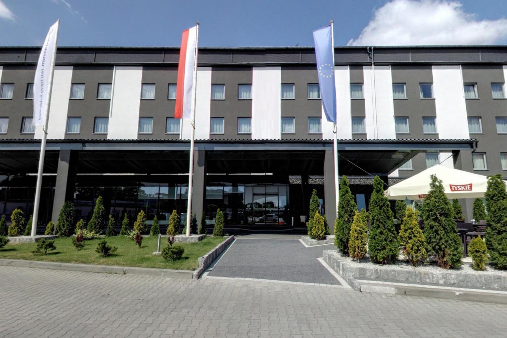 Express Krakow Hotel Buitenkant foto